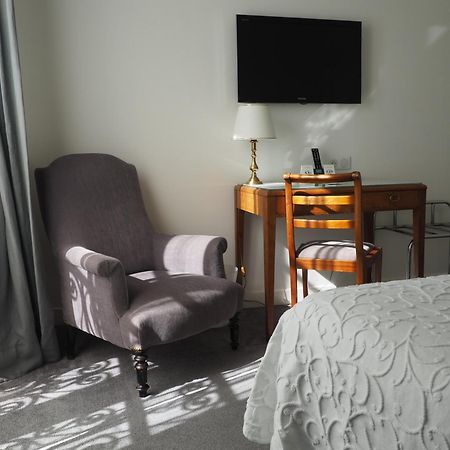 Logis Hotel Royal Saint-Mart Руая Екстер'єр фото