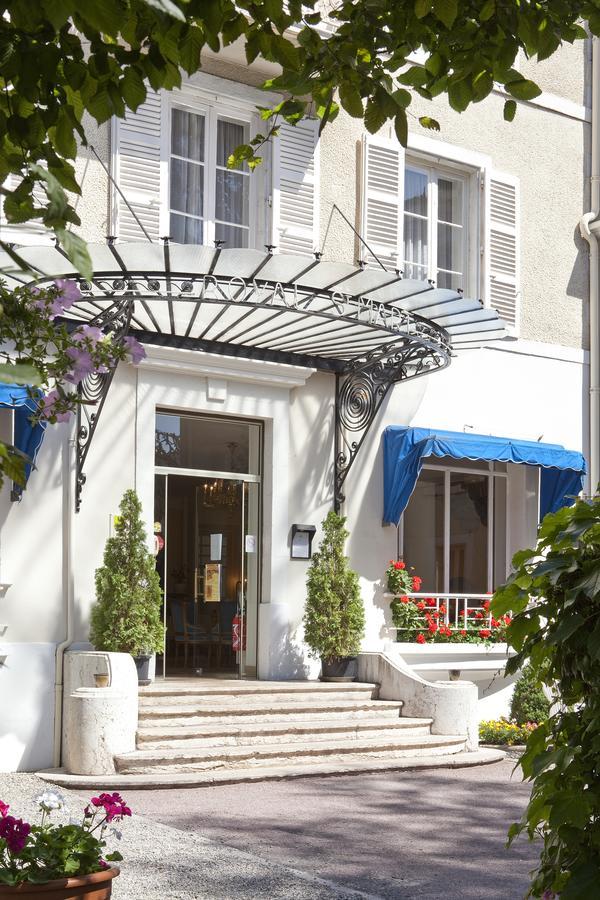Logis Hotel Royal Saint-Mart Руая Екстер'єр фото